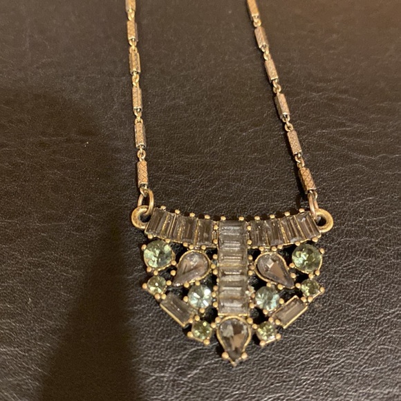 Oxidized gold tone necklace with grey CZ pendant - Picture 4 of 6